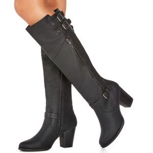 Luz knee-high, wide-calf, heeled boot NWT